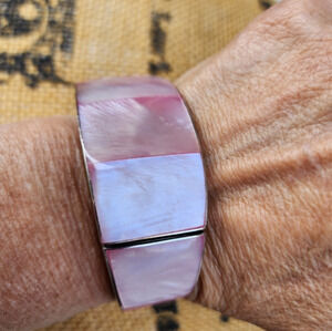 Vintage‎ baby pink Abalone cuff NEW